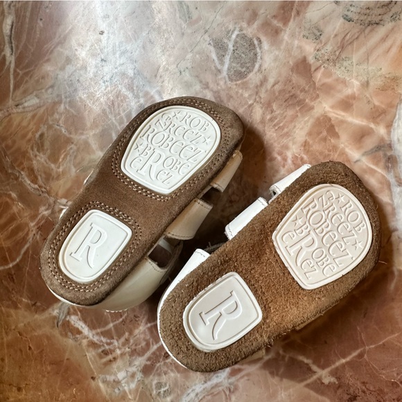 ROBEEZ White Leather Fisherman Sandals - Picture 2 of 7